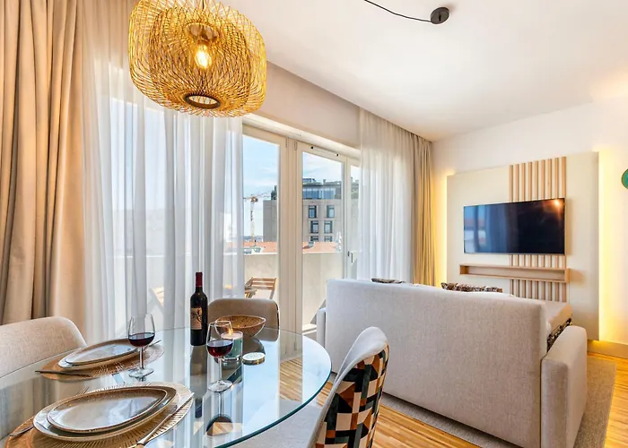 Stylish Poveiros Flat W Balcony By Lovelystay Porto