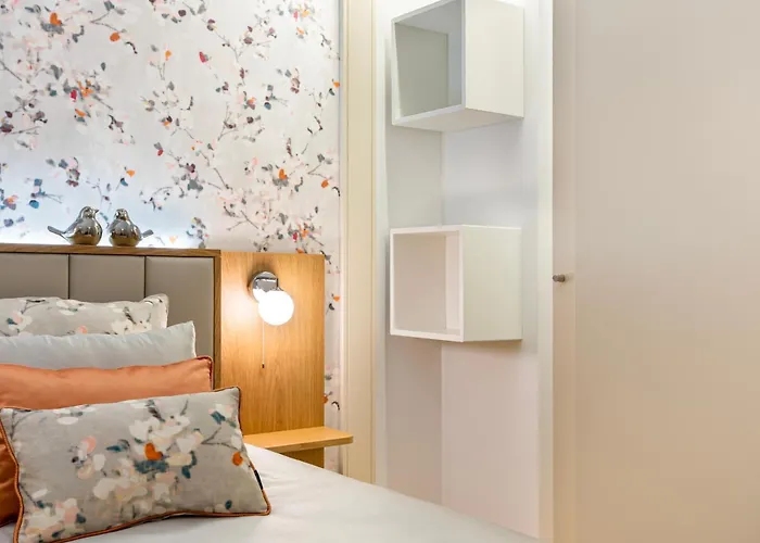 Апартаменты Stylish Poveiros Flat W Balcony By Lovelystay Порту