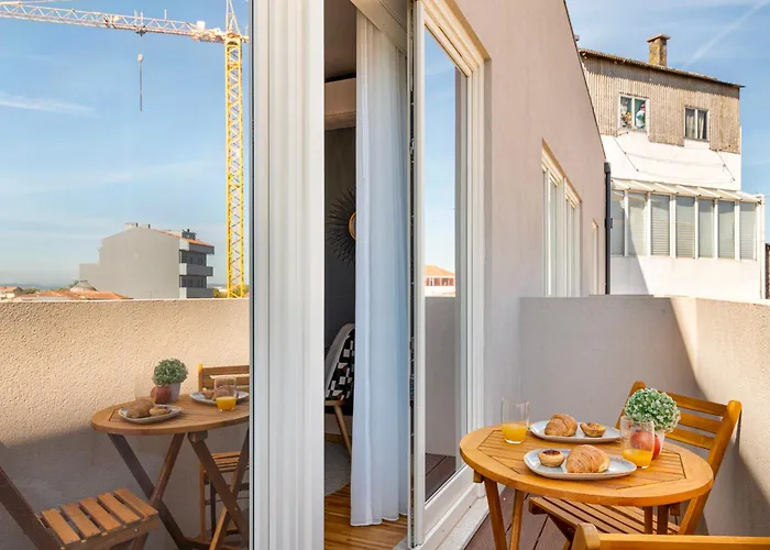 Stylish Poveiros Flat W Balcony By Lovelystay Oporto